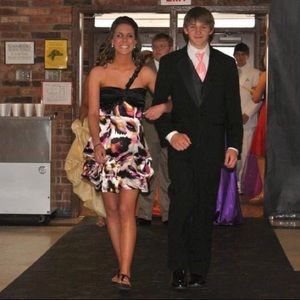 Size 5/6 B Darlin Formal Dress